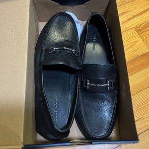 Cole Haan NWT Leather Buckle Driver Loafers SIZE 11 but fit like a 10.5